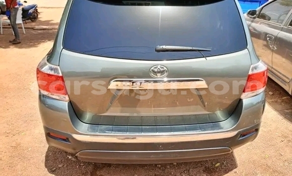 Acheter Occasion Voiture Toyota Highlander Autre à Ouagadougou, Burkina-Faso Acheter Occasion Voiture Toyota Highlander Autre à Ouagadougou, Burkina-Faso