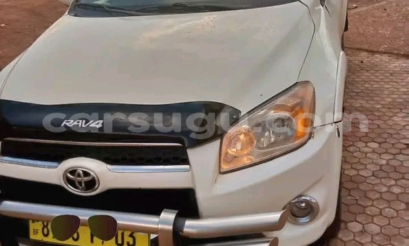 Acheter Occasion Voiture Toyota RAV4 Blanc à Ouagadougou, Burkina-Faso Acheter Occasion Voiture Toyota RAV4 Blanc à Ouagadougou, Burkina-Faso
