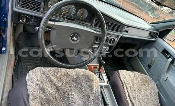 Acheter Occasion Voiture Mercedes-Benz 190 Bleu à Ouagadougou, Burkina-Faso Acheter Occasion Voiture Mercedes-Benz 190 Bleu à Ouagadougou, Burkina-Faso