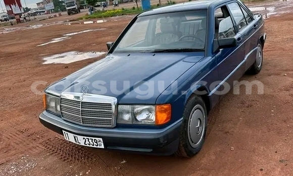 Acheter Occasion Voiture Mercedes-Benz 190 Bleu à Ouagadougou, Burkina-Faso Acheter Occasion Voiture Mercedes-Benz 190 Bleu à Ouagadougou, Burkina-Faso