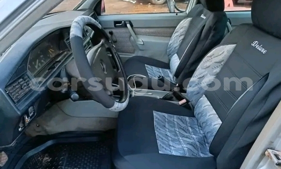 Acheter Occasion Voiture Mercedes-Benz 190 Autre à Ouagadougou, Burkina-Faso Acheter Occasion Voiture Mercedes-Benz 190 Autre à Ouagadougou, Burkina-Faso