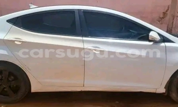 Acheter Occasion Voiture Hyundai Elantra Blanc à Ouagadougou, Burkina-Faso Acheter Occasion Voiture Hyundai Elantra Blanc à Ouagadougou, Burkina-Faso