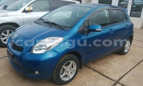Acheter Occasion Voiture Toyota Yaris Bleu à Ouagadougou, Burkina-Faso Acheter Occasion Voiture Toyota Yaris Bleu à Ouagadougou, Burkina-Faso