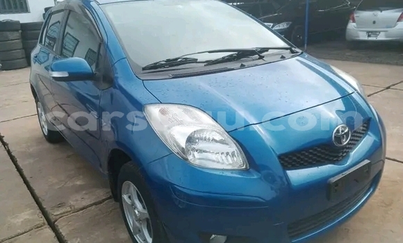 Acheter Occasion Voiture Toyota Yaris Bleu à Ouagadougou, Burkina-Faso Acheter Occasion Voiture Toyota Yaris Bleu à Ouagadougou, Burkina-Faso