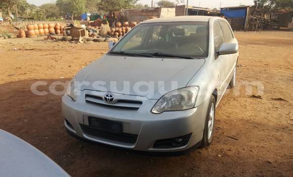 Acheter Occasion Voiture Toyota Corolla Gris à Ouagadougou au Burkina-Faso Acheter Occasion Voiture Toyota Corolla Gris à Ouagadougou au Burkina-Faso