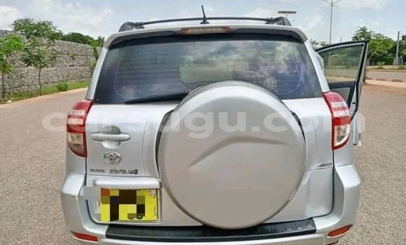 Acheter Occasion Voiture Toyota RAV4 Autre à Ouagadougou, Burkina-Faso Acheter Occasion Voiture Toyota RAV4 Autre à Ouagadougou, Burkina-Faso