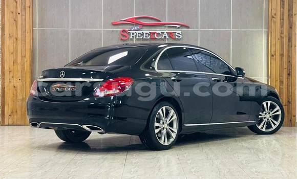 Acheter Occasion Voiture Mercedes-Benz 300–Series Noir à Ouagadougou, Burkina-Faso Acheter Occasion Voiture Mercedes-Benz 300–Series Noir à Ouagadougou, Burkina-Faso