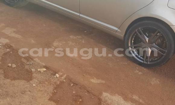 Acheter Occasion Voiture Toyota Avensis Gris à Ouagadougou, Burkina-Faso Acheter Occasion Voiture Toyota Avensis Gris à Ouagadougou, Burkina-Faso