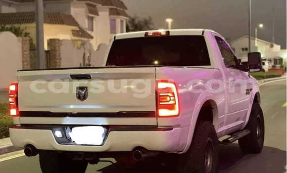 Acheter Occasion Voiture Dodge RAM Blanc à Ouagadougou, Burkina-Faso Acheter Occasion Voiture Dodge RAM Blanc à Ouagadougou, Burkina-Faso