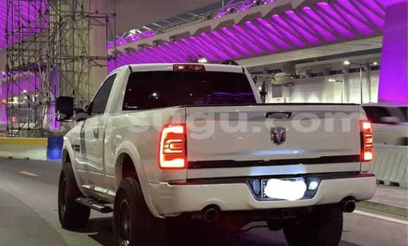 Acheter Occasion Voiture Dodge RAM Blanc à Ouagadougou, Burkina-Faso Acheter Occasion Voiture Dodge RAM Blanc à Ouagadougou, Burkina-Faso