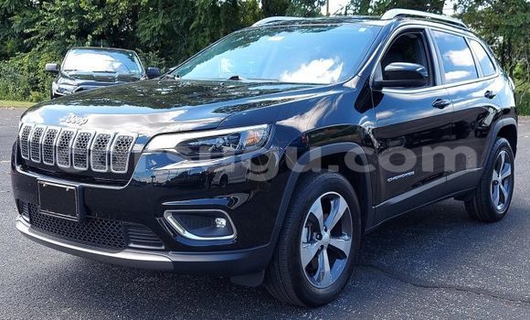 Acheter Import Voiture Jeep Cherokee Noir à Import - Dubai, Burkina-Faso