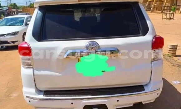 Acheter Occasion Voiture Toyota 4Runner Blanc à Ouagadougou, Burkina-Faso Acheter Occasion Voiture Toyota 4Runner Blanc à Ouagadougou, Burkina-Faso