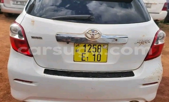 Acheter Occasion Voiture Toyota Matrix Blanc à Ouagadougou, Burkina-Faso Acheter Occasion Voiture Toyota Matrix Blanc à Ouagadougou, Burkina-Faso