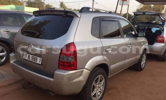 Acheter Occasion Voiture Hyundai Tucson Noir à Ouagadougou au Burkina-Faso Acheter Occasion Voiture Hyundai Tucson Noir à Ouagadougou au Burkina-Faso