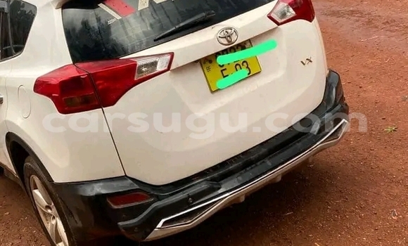 Acheter Occasion Voiture Toyota RAV4 Blanc à Ouagadougou, Burkina-Faso Acheter Occasion Voiture Toyota RAV4 Blanc à Ouagadougou, Burkina-Faso