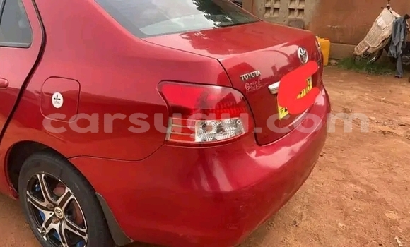 Acheter Occasion Voiture Toyota Yaris Rouge à Ouagadougou, Burkina-Faso Acheter Occasion Voiture Toyota Yaris Rouge à Ouagadougou, Burkina-Faso