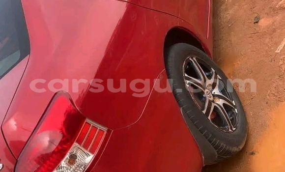 Acheter Occasion Voiture Toyota Yaris Rouge à Ouagadougou, Burkina-Faso Acheter Occasion Voiture Toyota Yaris Rouge à Ouagadougou, Burkina-Faso