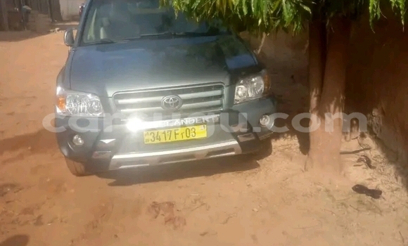 Acheter Occasion Voiture Toyota Highlander Autre à Ouagadougou, Burkina-Faso Acheter Occasion Voiture Toyota Highlander Autre à Ouagadougou, Burkina-Faso