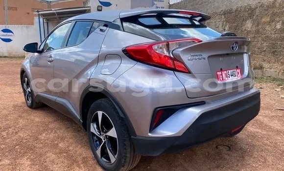 Acheter Occasion Voiture Toyota C-HR Autre à Ouagadougou, Burkina-Faso Acheter Occasion Voiture Toyota C-HR Autre à Ouagadougou, Burkina-Faso