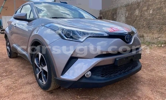 Acheter Occasion Voiture Toyota C-HR Autre à Ouagadougou, Burkina-Faso Acheter Occasion Voiture Toyota C-HR Autre à Ouagadougou, Burkina-Faso