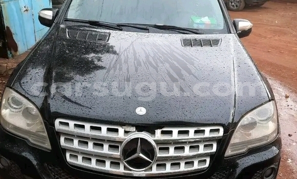 Acheter Occasion Voiture Mercedes-Benz ML–Class Noir à Ouagadougou, Burkina-Faso Acheter Occasion Voiture Mercedes-Benz ML–Class Noir à Ouagadougou, Burkina-Faso