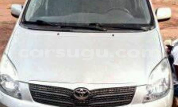 Sayi Na hannu Toyota Verso Azurfa Mota in Ouagadougou a Burkina Faso Sayi Na hannu Toyota Verso Azurfa Mota in Ouagadougou a Burkina Faso