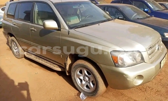Acheter Occasion Voiture Toyota Highlander Beige à Ouagadougou, Burkina-Faso Acheter Occasion Voiture Toyota Highlander Beige à Ouagadougou, Burkina-Faso