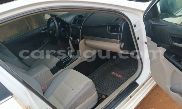 Acheter Occasion Voiture Toyota Camry Blanc à Ouagadougou, Burkina-Faso Acheter Occasion Voiture Toyota Camry Blanc à Ouagadougou, Burkina-Faso