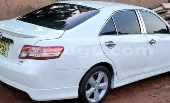 Acheter Occasion Voiture Toyota Camry Blanc à Ouagadougou, Burkina-Faso Acheter Occasion Voiture Toyota Camry Blanc à Ouagadougou, Burkina-Faso
