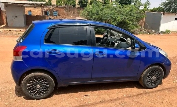 Acheter Occasion Voiture Toyota Yaris Bleu à Ouagadougou, Burkina-Faso Acheter Occasion Voiture Toyota Yaris Bleu à Ouagadougou, Burkina-Faso