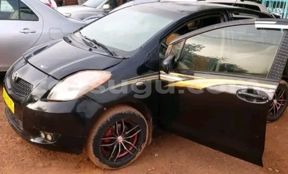 Acheter Occasion Voiture Toyota Yaris Noir à Ouagadougou, Burkina-Faso Acheter Occasion Voiture Toyota Yaris Noir à Ouagadougou, Burkina-Faso