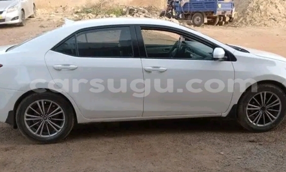 Acheter Occasion Voiture Toyota Corolla Blanc à Ouagadougou, Burkina-Faso Acheter Occasion Voiture Toyota Corolla Blanc à Ouagadougou, Burkina-Faso