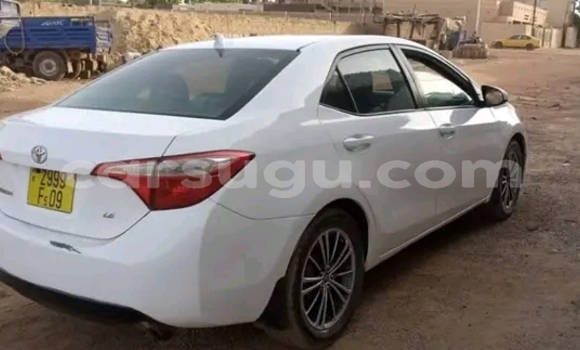 Acheter Occasion Voiture Toyota Corolla Blanc à Ouagadougou, Burkina-Faso Acheter Occasion Voiture Toyota Corolla Blanc à Ouagadougou, Burkina-Faso