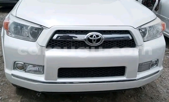 Acheter Occasion Voiture Toyota 4Runner Blanc à Ouagadougou, Burkina-Faso Acheter Occasion Voiture Toyota 4Runner Blanc à Ouagadougou, Burkina-Faso