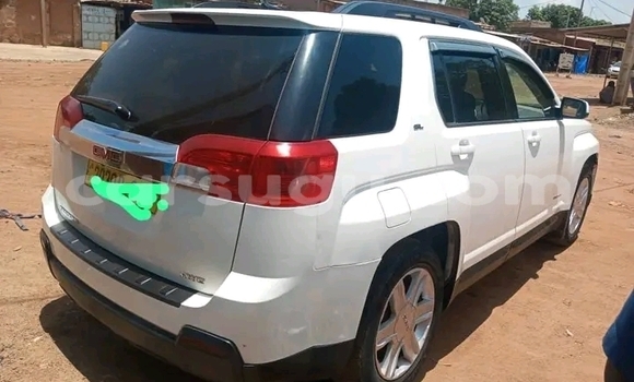 Acheter Occasion Voiture GMC Acadia Blanc à Ouagadougou, Burkina-Faso