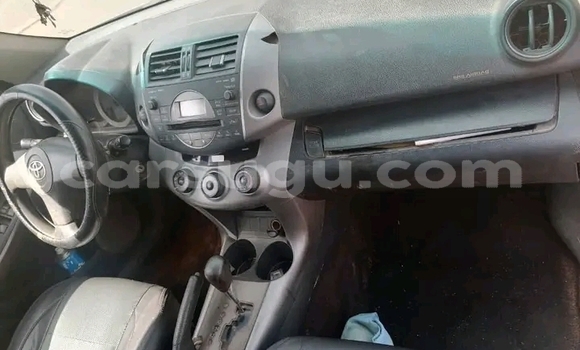 Acheter Occasion Voiture Toyota RAV4 Autre à Ouagadougou, Burkina-Faso Acheter Occasion Voiture Toyota RAV4 Autre à Ouagadougou, Burkina-Faso