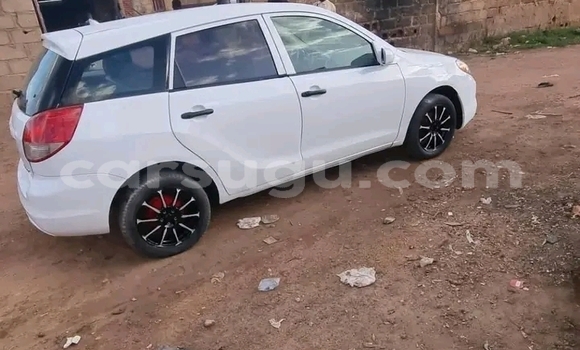 Acheter Occasion Voiture Toyota Matrix Blanc à Ouagadougou, Burkina-Faso Acheter Occasion Voiture Toyota Matrix Blanc à Ouagadougou, Burkina-Faso