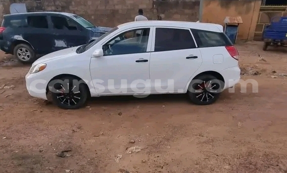 Acheter Occasion Voiture Toyota Matrix Blanc à Ouagadougou, Burkina-Faso Acheter Occasion Voiture Toyota Matrix Blanc à Ouagadougou, Burkina-Faso