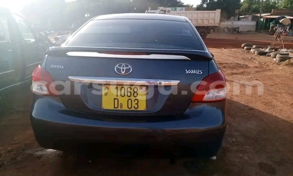 Acheter Occasion Voiture Toyota Yaris Bleu à Ouagadougou, Burkina-Faso Acheter Occasion Voiture Toyota Yaris Bleu à Ouagadougou, Burkina-Faso