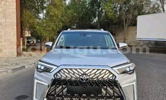 Sayi Na hannu Toyota 4Runner Sauran Mota in Ouagadougou a Burkina Faso Sayi Na hannu Toyota 4Runner Sauran Mota in Ouagadougou a Burkina Faso