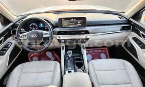 Sayi Na hannu Kia Towner White Mota in Ouagadougou a Burkina Faso Sayi Na hannu Kia Towner White Mota in Ouagadougou a Burkina Faso