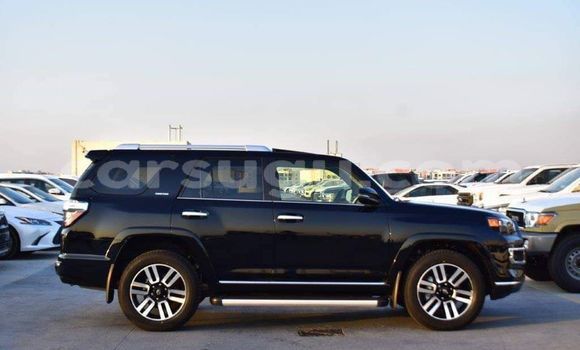 Sayi Na hannu Toyota 4Runner Black Mota in Ouagadougou a Burkina Faso Sayi Na hannu Toyota 4Runner Black Mota in Ouagadougou a Burkina Faso