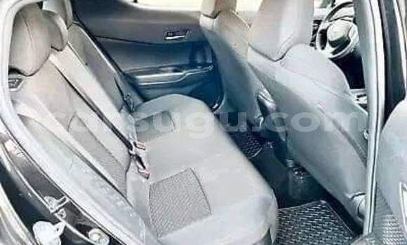 Sayi Na hannu Toyota C-HR Black Mota in Ouagadougou a Burkina Faso Sayi Na hannu Toyota C-HR Black Mota in Ouagadougou a Burkina Faso