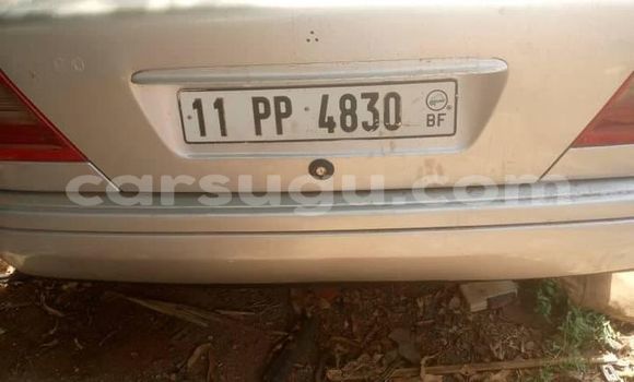 Acheter Occasion Voiture Mercedes-Benz 190 (W201) Autre à Ouagadougou, Burkina-Faso Acheter Occasion Voiture Mercedes-Benz 190 (W201) Autre à Ouagadougou, Burkina-Faso