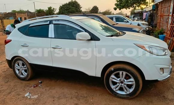 Acheter Occasion Voiture Hyundai Tucson Blanc à Ouagadougou, Burkina-Faso Acheter Occasion Voiture Hyundai Tucson Blanc à Ouagadougou, Burkina-Faso