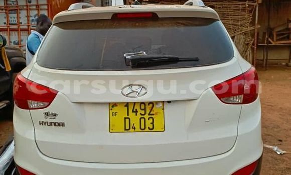 Acheter Occasion Voiture Hyundai Tucson Blanc à Ouagadougou, Burkina-Faso Acheter Occasion Voiture Hyundai Tucson Blanc à Ouagadougou, Burkina-Faso