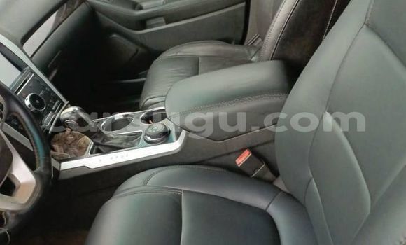 Acheter Occasion Voiture Ford Escape Blanc à Ouagadougou, Burkina-Faso Acheter Occasion Voiture Ford Escape Blanc à Ouagadougou, Burkina-Faso