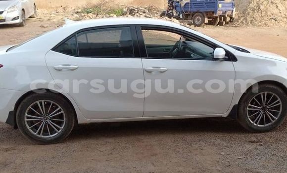 Acheter Occasion Voiture Toyota Corolla Blanc à Ouagadougou, Burkina-Faso Acheter Occasion Voiture Toyota Corolla Blanc à Ouagadougou, Burkina-Faso