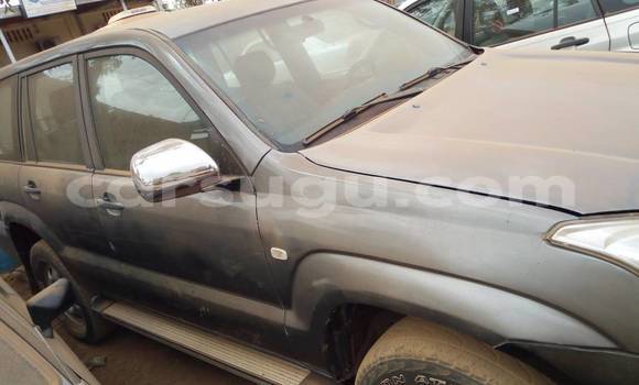 Acheter Occasion Voiture Toyota Land Cruiser Prado Gris à Ouagadougou, Burkina-Faso Acheter Occasion Voiture Toyota Land Cruiser Prado Gris à Ouagadougou, Burkina-Faso