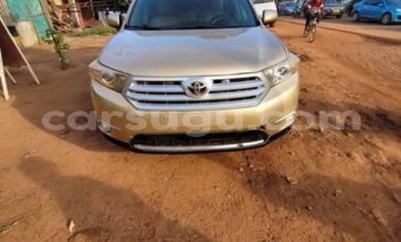 Acheter Occasion Voiture Toyota Highlander Autre à Ouagadougou, Burkina-Faso Acheter Occasion Voiture Toyota Highlander Autre à Ouagadougou, Burkina-Faso
